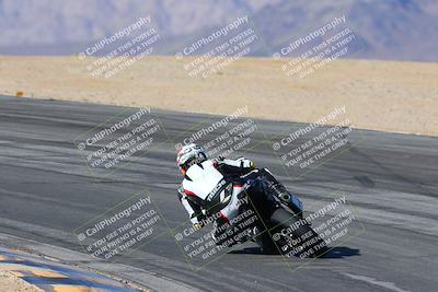 media/Feb-06-2025-Racers Edge (Thu) [[c17ed6f7b1]]/2-B Group/Session 4 End (Turn 10 Backside)/